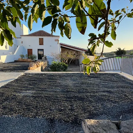 Casa El Granero De Antonio Tatil Evi